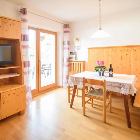 Peter Paul Terrassenapp Hocheppan Apartment Appiano Sulla Strada Del Vino
